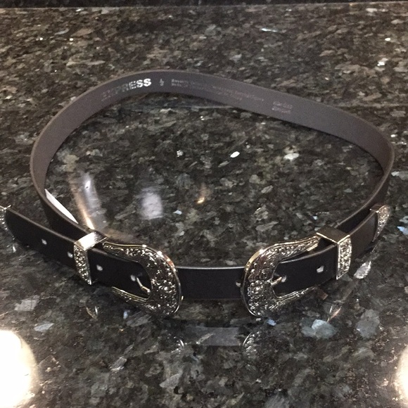 Express Accessories - Express western style buckle belt size large